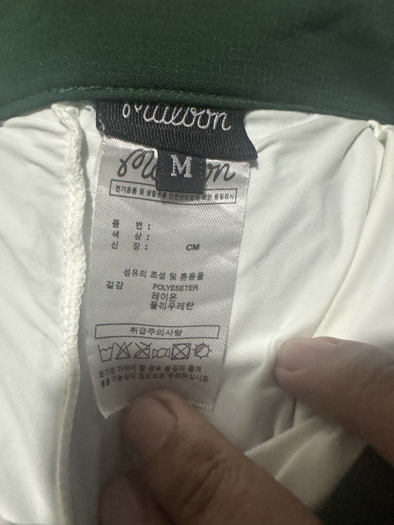 Malbon golf micro pleats skort size medium (Category: Activewear) located in Iba. Submitted by xooperfindslb (Listing ID 1469217262, Image 3). Description: Malbon golf micro pleats skort size medium Waist band size 15 inches when laid flat With inner cycling Color: green Excellent condition No issue.