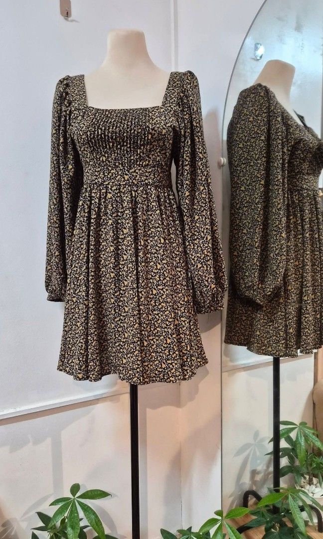 Mango Dress (Category: Dresses) located in San Andres. Submitted by helpmedeclutter08 (Listing ID 1469334788, Image 1). Description: Xs on tag. Can fit up to Small.