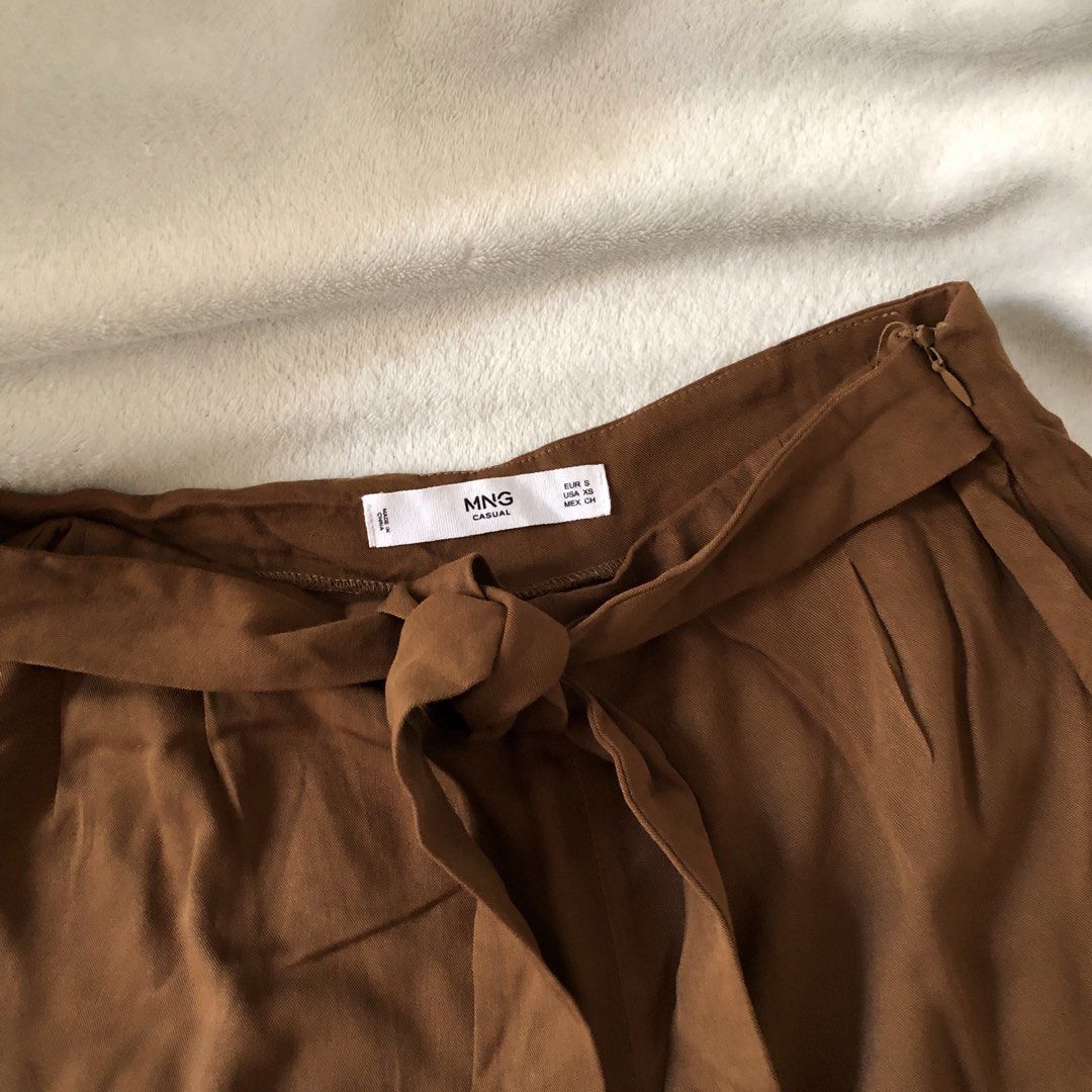 MANGO PRETTY SHORT (COLOR MAY VARY DUE TO LIGHTNING) (Category: Shorts) located in Davao. Submitted by kalipayweaves (Listing ID 1469278554, Image 2). Description: .
