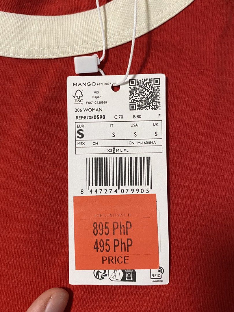 Mango Red Contrast Ringer Tank Top Size S (Category: Sleeveless) located in Manila. Submitted by ms_spidey (Listing ID 1469180949, Image 3). Description: - Color: Red and off-white with ribbed trim - Size: S - Condition: Brand new with original markdown tags attached.