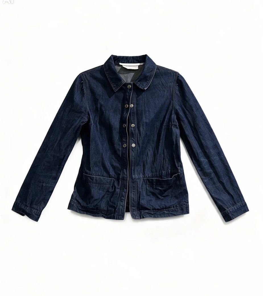 MARC JACOBS (Category: Coats, Jackets and Outerwear) located in Davao. Submitted by sart0ria85 (Listing ID 1469356379, Image 1). Description: Classic collar denim jacket in dark blue. 100% COTTON MADE IN JAPAN 🇯🇵 MEDIUM. Size 6 EXCELLENT CONDITION (90/100).