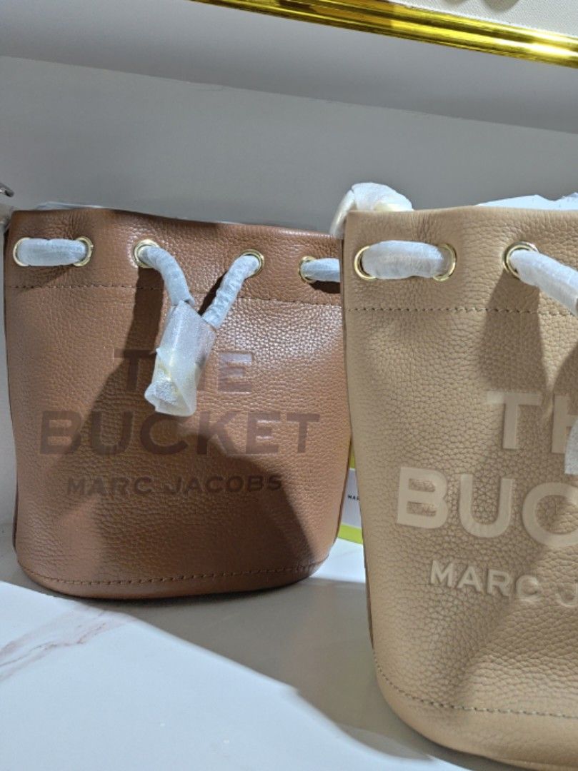 MARC JACOBS - BUCKET BAG (Category: Luxury Bags & Wallets) located in San Fernando. Submitted by estilistaelyu_01 (Listing ID 1469197240, Image 1). Description: .
