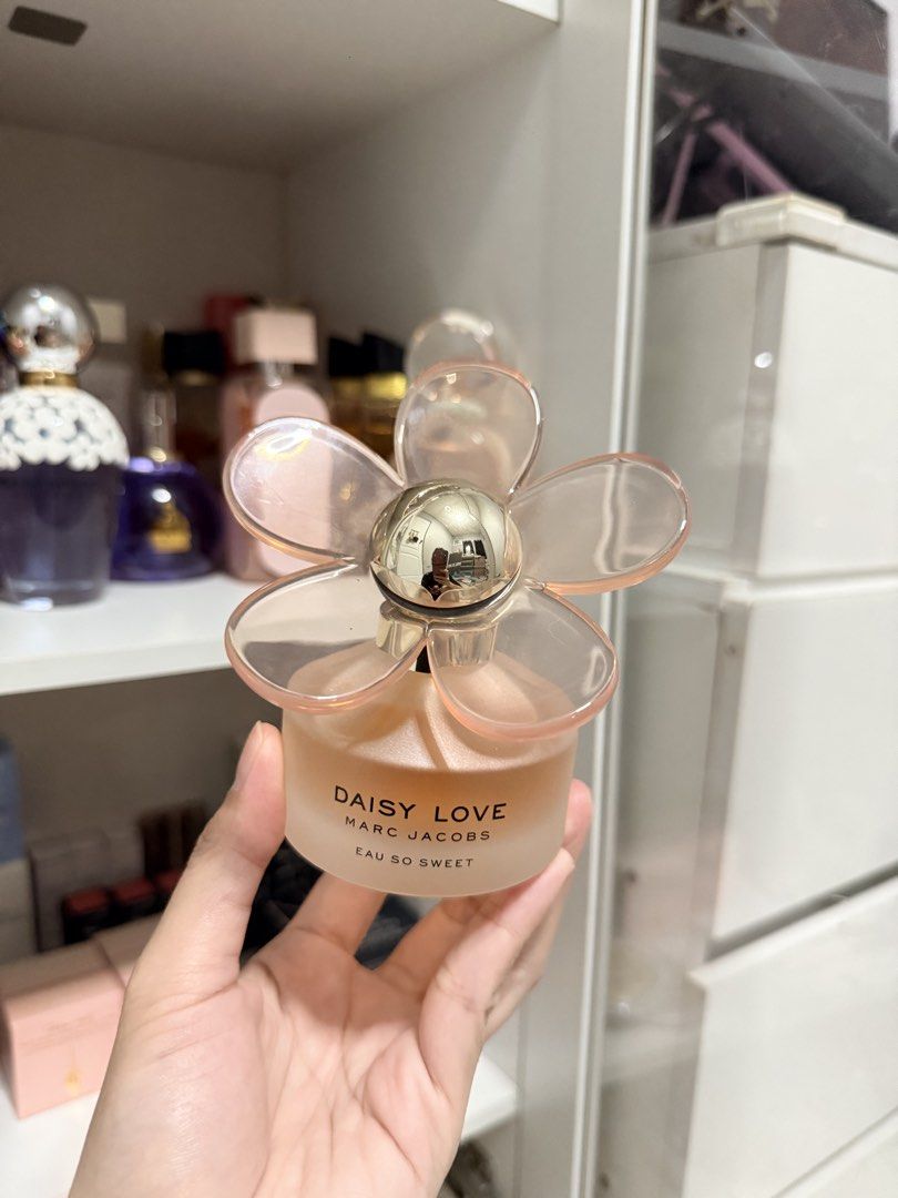 Marc Jacobs Eau So Sweet (Category: Fragrance & Deodorants) located in Bacoor. Submitted by jandeeee (Listing ID 1469358260, Image 1). Description: .