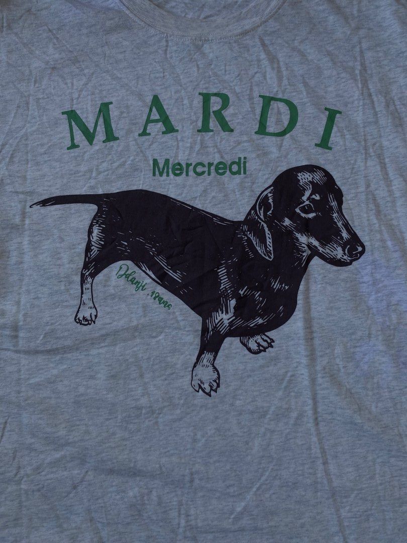 MARDI MERCREDI (Category: Shirts) located in Kalibo. Submitted by bryaninosa20819 (Listing ID 1469209113, Image 3). Description: MARDI MERCREDI Dimes : 20.5x27 Excellent Condition Color Rate 10 Need Wash Cut Tags Nature Thrift 📩📩📩📩.