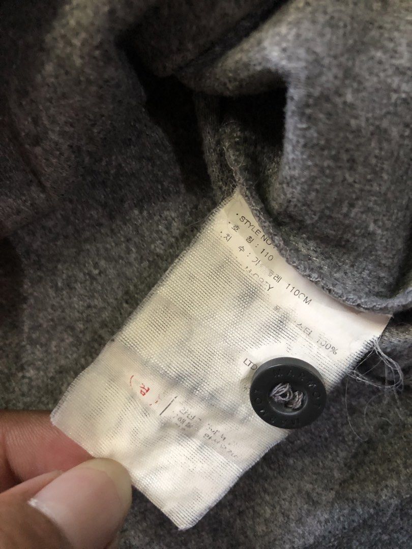 Marmot (Extra Large) (Category: Activewear) located in Sumilao. Submitted by kentmarkda97226 (Listing ID 1469263946, Image 3). Description: .
