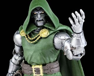 Hasbro INVISIBLE WOMAN & HUMAN TORCH Avenger's Doomsday MARVEL LEGENDS ...