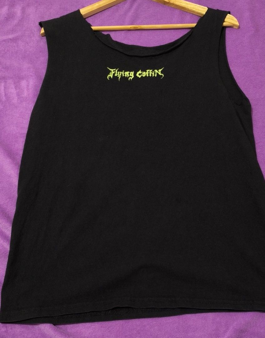 MARY ALIEN (Category: Tshirts & Polo Shirts ) located in Dumaguete. Submitted by nostaldripph (Listing ID 1469162609, Image 2). Description: 19*27 CHOPPED SLEEVES AND NECKLINE.