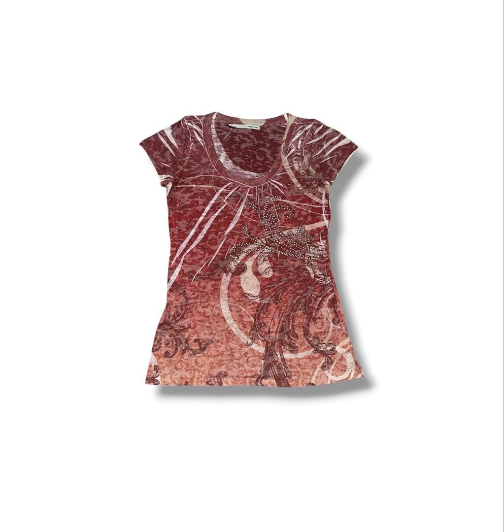 Maurices abstract graphic cap sleeve top (Category: Shirts) located in Bulacan. Submitted by sanjisthrift (Listing ID 1469320625, Image 1). Description: Size Small Width 15 Length 23.5 Very Good Condition 9/10.