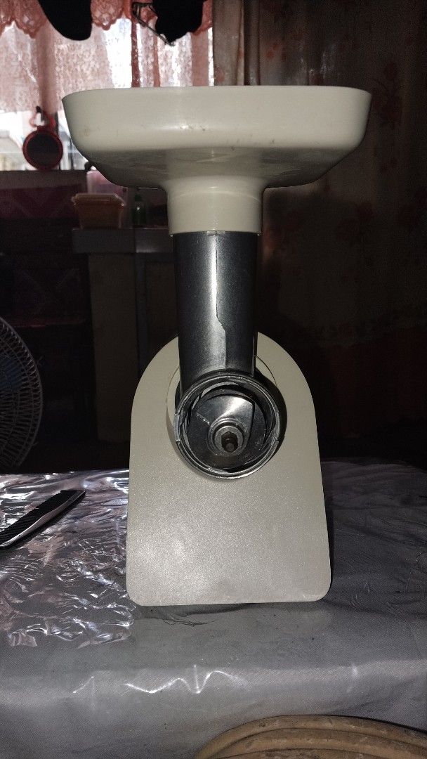 Meat Grinder (Category: Other Home Furniture) located in Manila. Submitted by kittygalore0615 (Listing ID 1469178903, Image 3). Description: 🛒 FOR SALE: Moulinex HV3 Meat Grinder 🇫🇷 💰 Price: ₱2200(Negotiable) 📌 Brand: Moulinex 📌 Model: HV3 📌 Made in France 🇫🇷 📌 Condition: Good working condition 📌 Accessories: Complete 📌 Motor: Working properly ✅ Vintage Moulinex meat grinder ✅ Matibay at magandang brand ✅ Kumpleto ang mga piyesa ✅ Rea