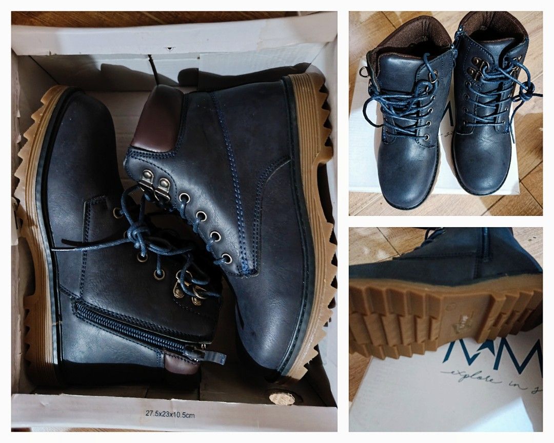 Meet my feet BOOTS (Category: Babies & Kids Fashion) located in San Mateo. Submitted by nica_lou (Listing ID 1469273261, Image 1). Description: Brand new Navy blue Size 34.