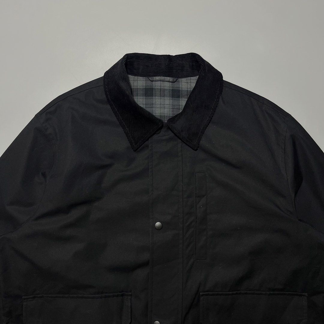 Men’s Utility Short Blouson (Category: Coats, Jackets and Outerwear) located in Bacolod City. Submitted by marmanj (Listing ID 1469311596, Image 2). Description: Men’s Utility Short Blouson ♻️ •Original - Complete tags •Condition: Like new •Size: XL •Length: 28” •Width: 24” •Color: Black •Color rate: 10/10 •No flaws ✨Features Practical design with chest and waist pockets. Accented by corduroy collar and cuff details plus a checked lining 🔖Price: