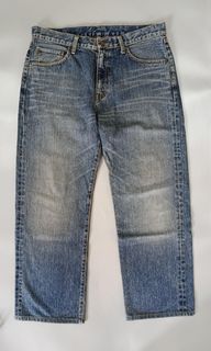 (Category: ) located in . Submitted by aydenthriftwear (Listing ID 1469224509, Image 1). Description: .