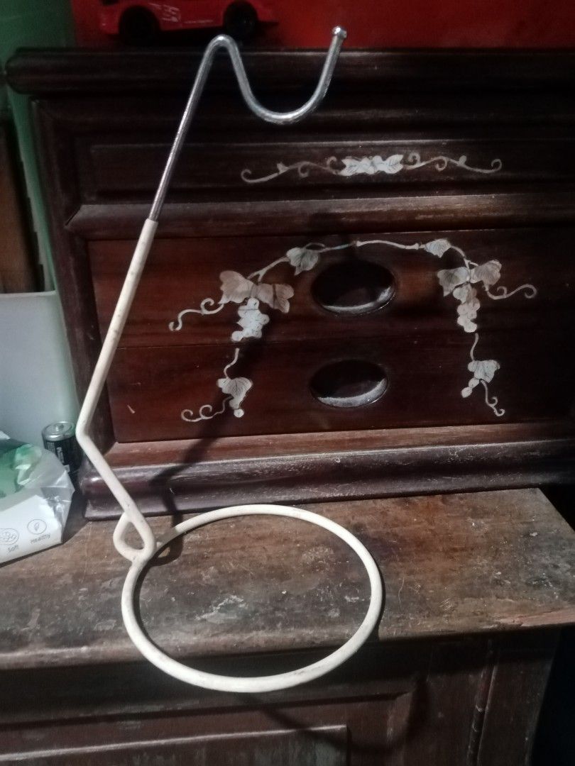 Metal keychain/keys holder (Category: Home Improvement Tools & Accessories) located in Caloocan City. Submitted by 4kidsstore (Listing ID 1469378650, Image 1). Description: .