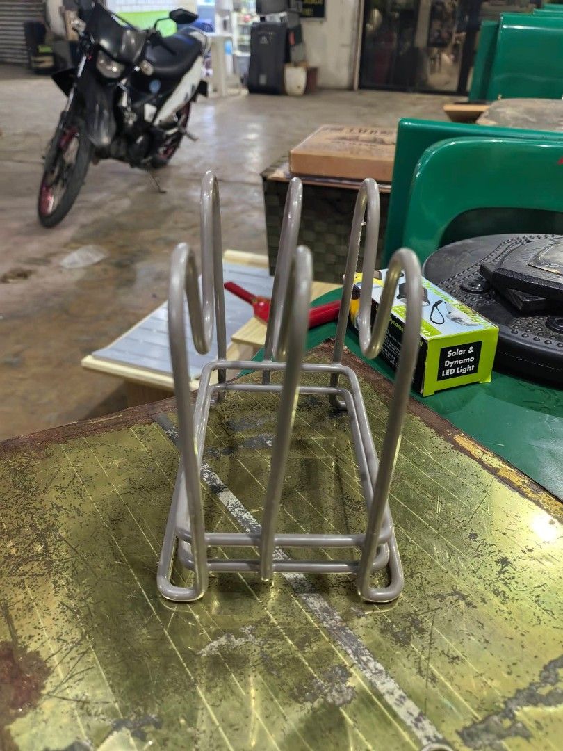 Metal Napkin / Letter Holder (Category: Other Kitchenware & Tableware) located in Cebu City. Submitted by dudes_villanueva (Listing ID 1469197244, Image 2). Description: Metal Napkin / Letter Holder Material: Metal Wire in good condition as is where is see all pics ​.