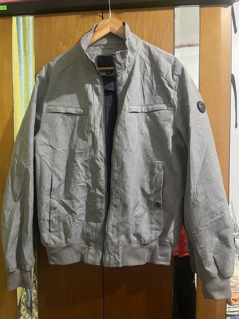 Michael Kors (Category: Coats, Jackets and Outerwear) located in Manila. Submitted by syno0 (Listing ID 1469324965, Image 1). Description: .