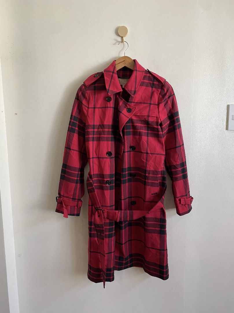 Michael Kors Belted Plaid Trench Coat (Category: Coats, Jackets and Outerwear) located in Abucay. Submitted by jamesnike21 (Listing ID 1469164716, Image 3). Description: 📌Michael Kors 📌like new condition 📌size med on tag 📌width 18' 📌length 24' 📌Slightly wrinkled due to storage 👍 📌The color of the product may differ from actual color depending on the type, condition of the display, surrounding light and other factors. 👍 📌For negotiations