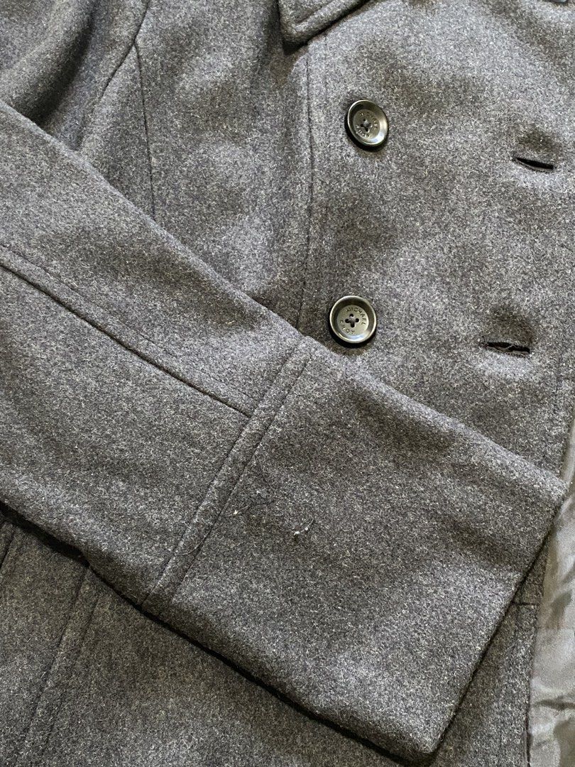 Michael Kors Grey Wool Double Breasted Pea Coat (Category: Coats, Jackets and Outerwear) located in Santa Rosa. Submitted by goosebag3l (Listing ID 1469194067, Image 3). Description: 7,500 php (negotiable) Brand: Michael Kors (MICHAEL line) Style: Double-Breasted Classic Pea Coat Color: Charcoal Gray / Dark Gray Material: Premium Wool Blend (smooth lining) Size: XL well-tailored Michael Kors wool-blend pea coat in a versatile charcoal gray colorw