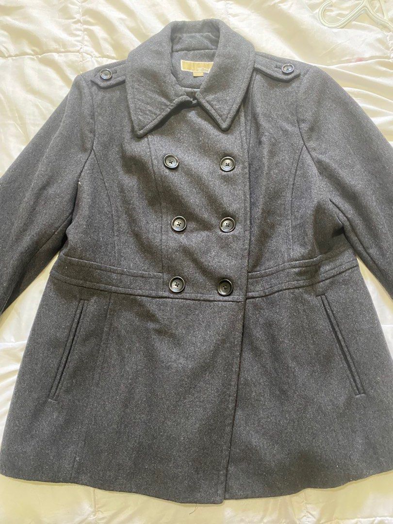 Michael Kors Grey Wool Double Breasted Pea Coat (Category: Coats, Jackets and Outerwear) located in Santa Rosa. Submitted by goosebag3l (Listing ID 1469194067, Image 1). Description: 7,500 php (negotiable) Brand: Michael Kors (MICHAEL line) Style: Double-Breasted Classic Pea Coat Color: Charcoal Gray / Dark Gray Material: Premium Wool Blend (smooth lining) Size: XL well-tailored Michael Kors wool-blend pea coat in a versatile charcoal gray colorw