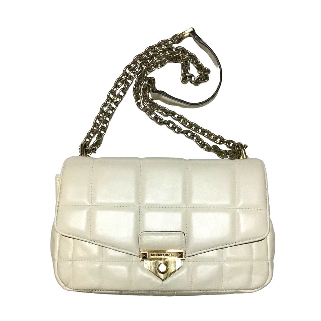 Michael Kors Soho Quilted Shoulder Bag - Off-white (Category: Luxury Bags & Wallets) located in Sorsogon. Submitted by sprucemuse (Listing ID 1469332066, Image 1). Description: Brand: Michael Kors Color: Off-white Type: Shoulder and Crossbody Bag Size: 20cm x 5cm x 14cm (Medium) Material: Genuine leather (outer), Textile (inner) Hardware: Gold Features: 1 snap lock outer back pocket, 1 zippered inner middle pocket, 1 zippered inner pocket, 1 open