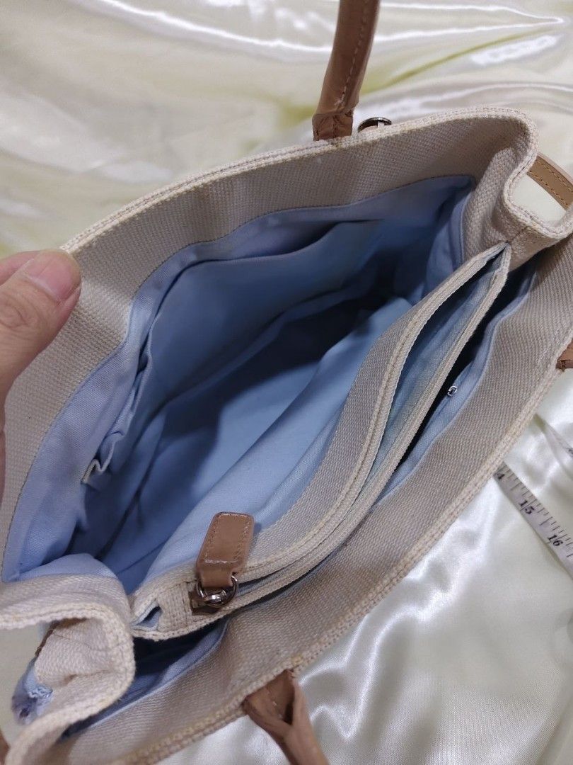 MICHEL KLEIN 12/9" (Category: Luxury Bags & Wallets) located in Gamu. Submitted by 2022bagsbunny (Listing ID 1469190876, Image 3). Description: .