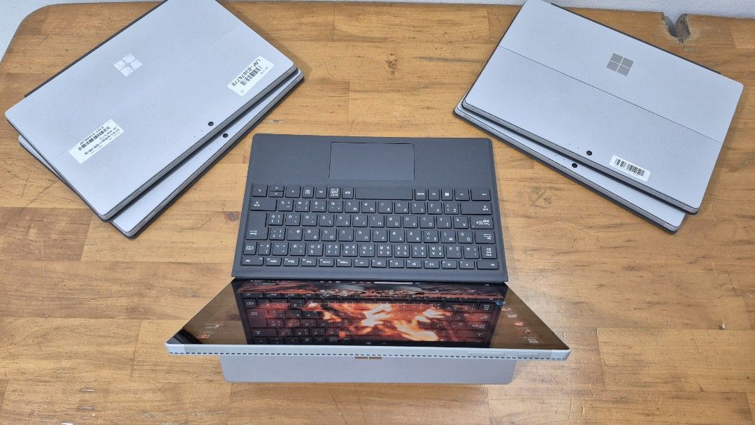 Microsoft Surface Pro 2-in-1 Tablet Laptop (Category: Laptops & Notebooks) located in Bacoor. Submitted by russelllabitag08301988 (Listing ID 1469372146, Image 2). Description: Microsoft Surface 1796 Pro 5 |Tablet 2-in1 PC | 12.3” PixelSense™ Display| 2736 x 1824 resolution (3:2 aspect ratio, 10-point multi-touch). Php: 9499 Only 2pcs: *Intel® Core™ i5-7300U 2.7Ghz *4GB Ram| 128GB (SSD) upgradable. *Intel® HD Graphics 620 4.1Gb *Wi-Fi: Bluetooth 