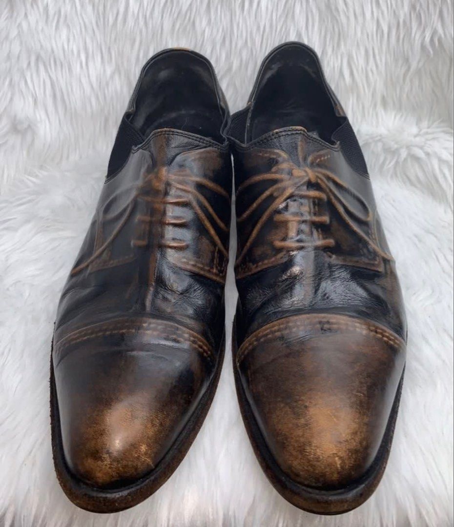 Mihara Yasuhiro Embossed Dress Shoes (Category: Dress Shoes) located in Quezon City. Submitted by noumenon00 (Listing ID 1469205373, Image 2). Description: .