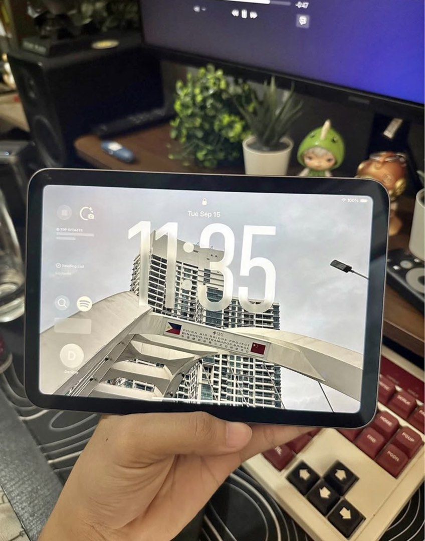 mini ipad 6 (Category: iPad) located in Manila. Submitted by greatfaith29615 (Listing ID 1469256250, Image 2). Description: ✨ FOR SALE: iPad mini 6th Gen (64GB) 📱17,500 📱 Specifications: * Model: iPad mini 6th Generation * Storage: 64GB * iPadOS 27.0.1 * With matte screen protector * Good as new ✨ * No scratches 🎁 INCLUSIONS: ✅ Pen / Stylus ✅ Protective case ✅ Original box ✅ Charging cable 📌 Reason for Selling: Upgrade 💌 Message me for the p