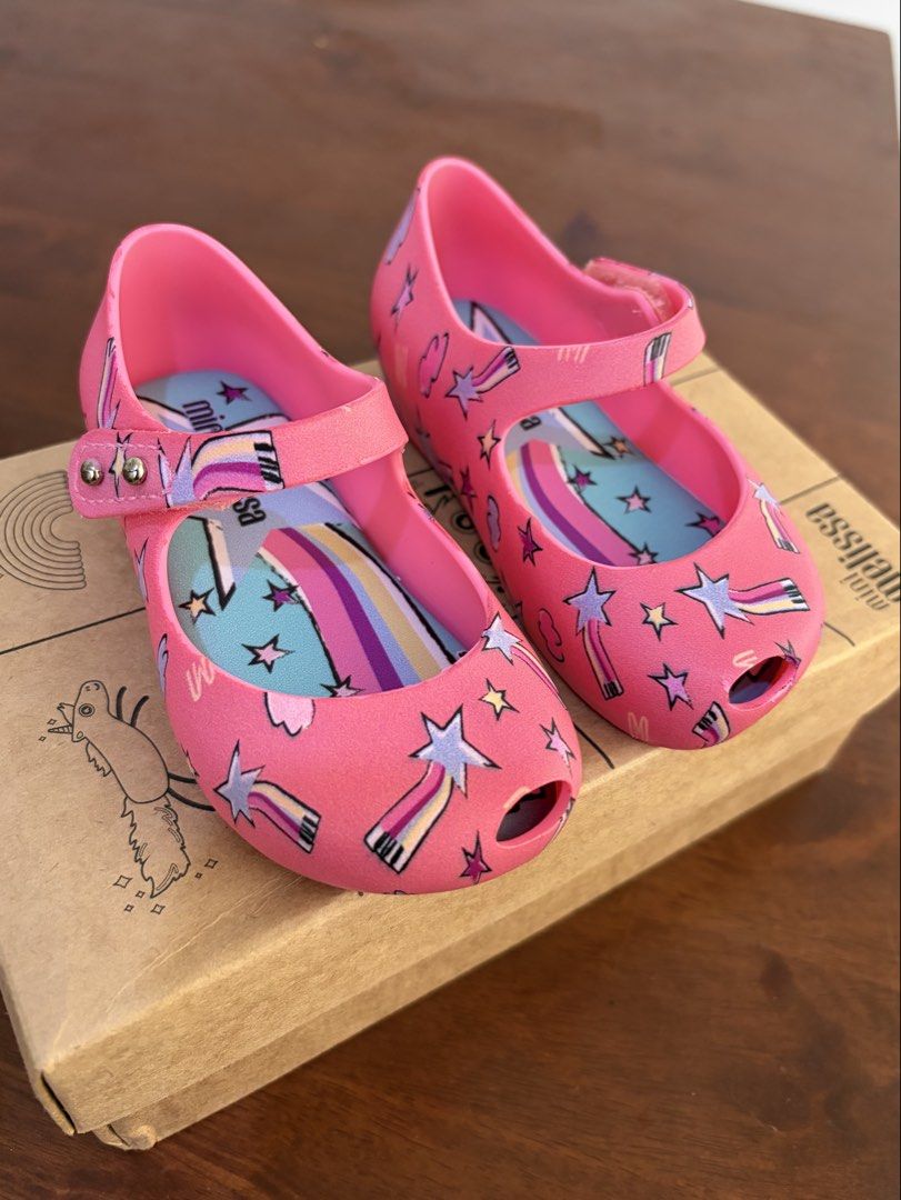 Mini melissa shoes (Category: Babies & Kids Fashion) located in Manila. Submitted by ishfindsph (Listing ID 1469178988, Image 1). Description: Authentic Mini Melissa Brandnew on sale regular price 2595 💗 US 6 Onhand ready to ship.