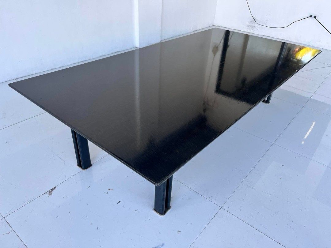 Minimalist Solid Wood Center Table (Category: Tables & Sets) located in Mexico. Submitted by mgracejapansurplus (Listing ID 1469246531, Image 2). Description: NEW ARRIVAL 🔥 JAPAN SURPLUS Minimalist Solid Wood Center Table ✨ - Sleek modern design with smooth black finish - Wide rectangular tabletop, clean straight edges - Heavy & durable solid wood build - Slender legs, stable & sturdy - Dimensions: L63" × W32" × H16".