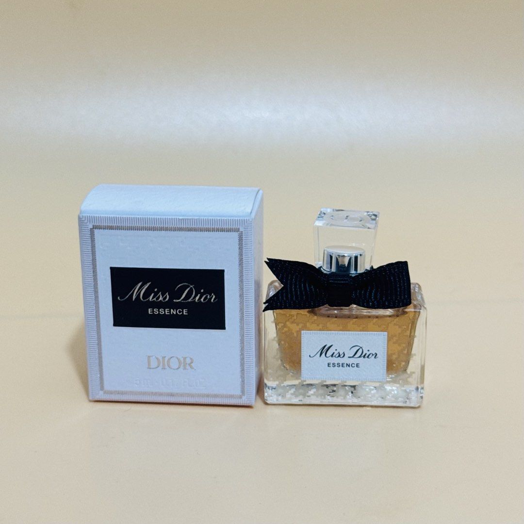 Miss Dior Essence mini perfume 5ml with Box (Category: Fragrance & Deodorants) located in Valenzuela. Submitted by ariaxmommy (Listing ID 1469249182, Image 1). Description: .
