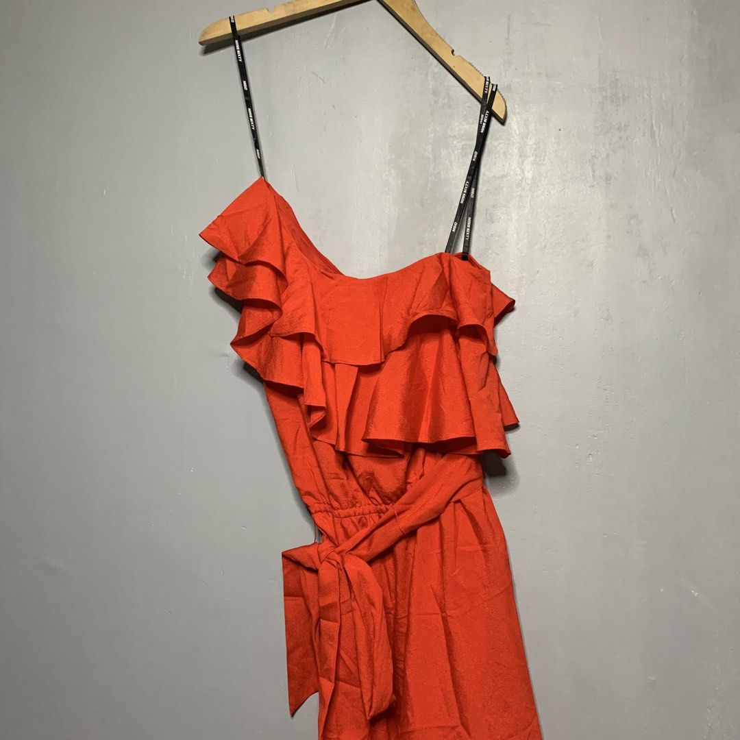 Miss Sixty Red Ruffle One-Shoulder Dress (Category: Dresses) located in Manila. Submitted by emplysthrift. (Listing ID 1469217563, Image 2). Description: Miss Sixty Orange Ruffle One Shoulder Dress Width "22 to 32 Length "35 Excellent Condition Colorrate: 9.8/10 Flaws: broke handle and needwash only fresh from box Unli vouchers/vc for safe transactions 📲 Location: Laspinas City, Metro Manila, Brngy Talon Uno. 📍 DM IF INTERESTED📥 - Brand: Miss 
