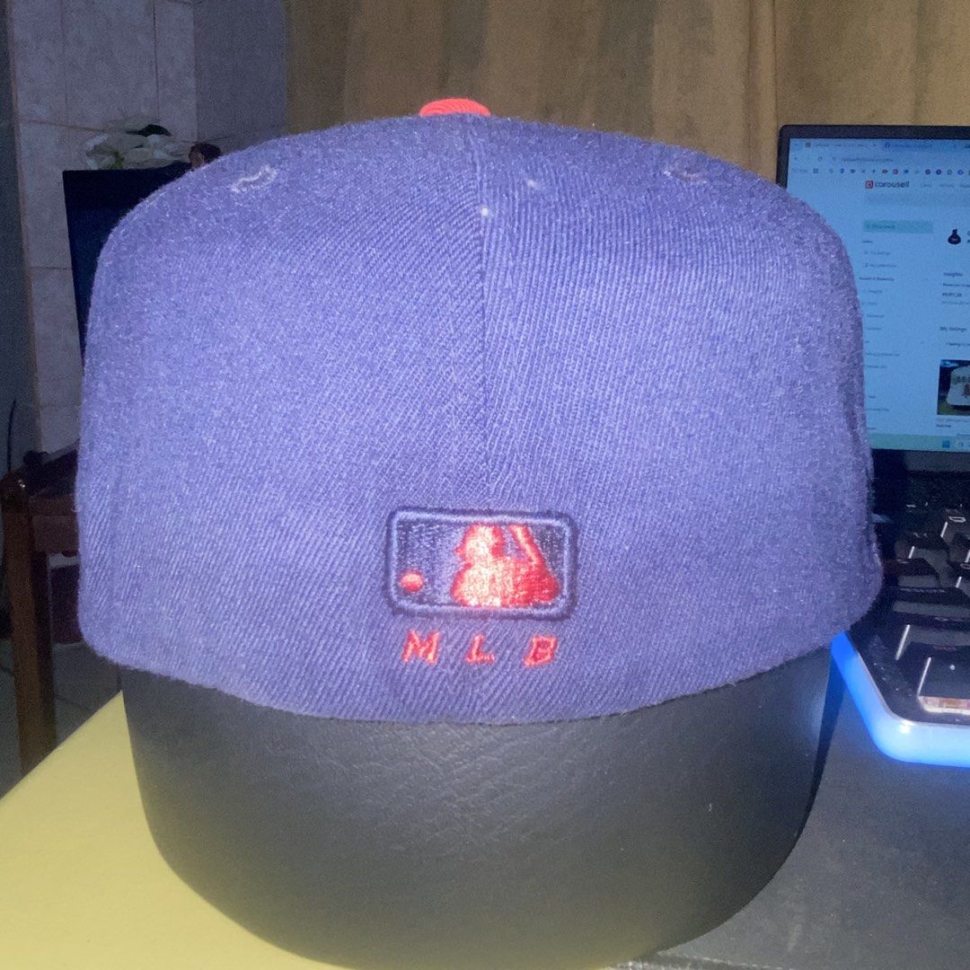 MLB BOSTON REDSOX FLEXFIT CAP (Category: Caps & Hats) located in Quezon. Submitted by ejay.thrift.clothes (Listing ID 1469337206, Image 3). Description: FREE SHIPPING MEDIUM - XL NO ISSUE COLOR RATE: 10/10 AS NEW CONDITION FRESHLY WASHED READY TO WEAR # 218.