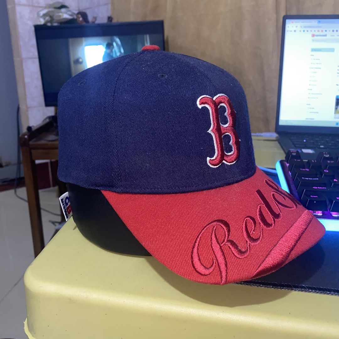 MLB BOSTON REDSOX FLEXFIT CAP (Category: Caps & Hats) located in Quezon. Submitted by ejay.thrift.clothes (Listing ID 1469337206, Image 2). Description: FREE SHIPPING MEDIUM - XL NO ISSUE COLOR RATE: 10/10 AS NEW CONDITION FRESHLY WASHED READY TO WEAR # 218.