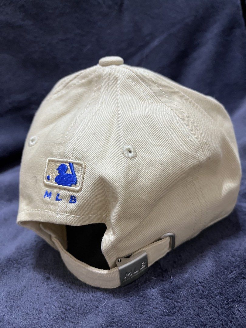 MLB La dad hat (Category: Caps & Hats) located in Angeles City. Submitted by ursenpaiu__ (Listing ID 1469187324, Image 2). Description: .
