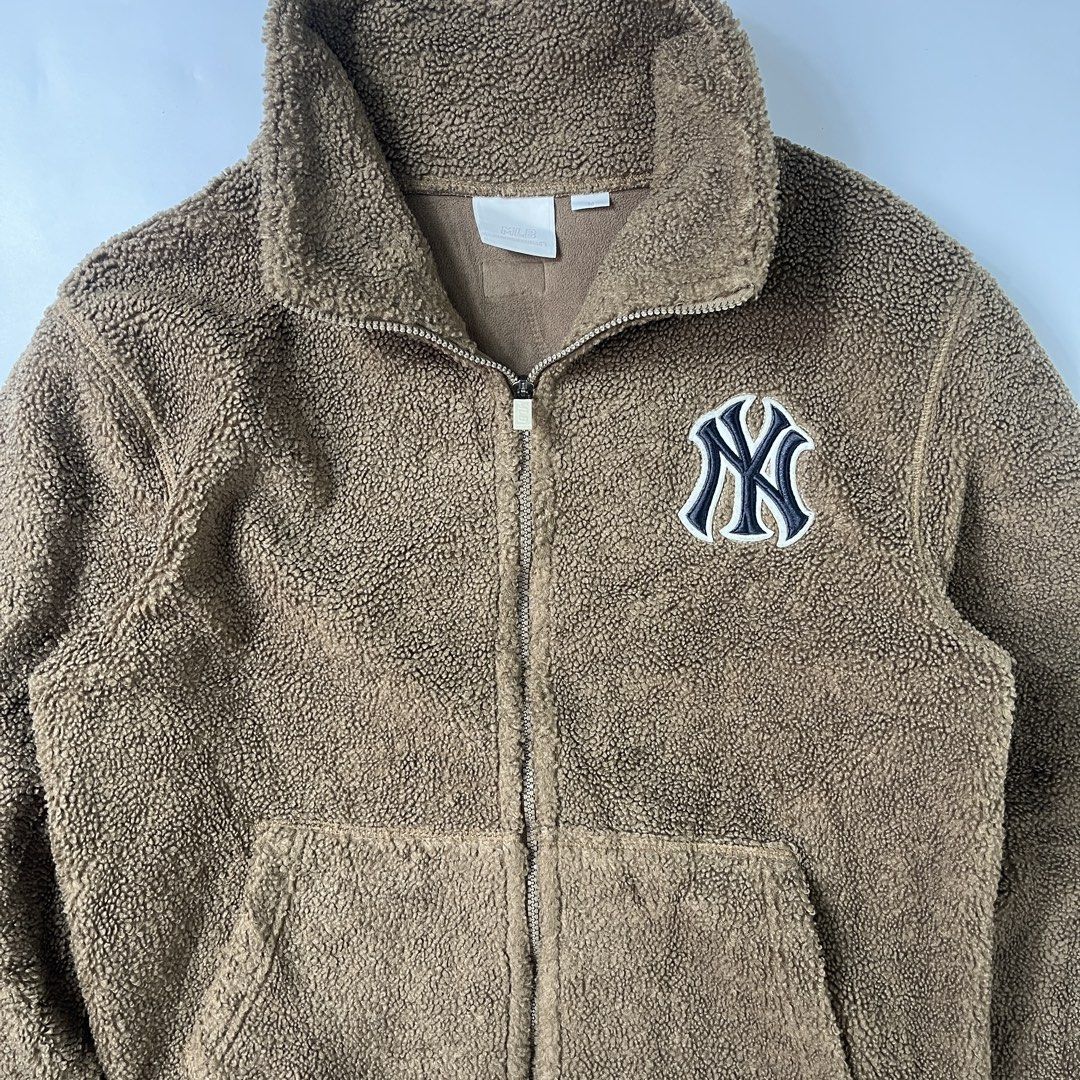 MLB NY Yankees Brown Fleece Fullzip Jacket (Category: Coats, Jackets and Outerwear) located in Nasugbu. Submitted by janstuffs.ph (Listing ID 1469325265, Image 3). Description: NY Yankees by MLB Brown Fleece Fullzip Jacket Embroidered Chest logo design Medium 22x26 - fit up to Large Good as new 1080 only.