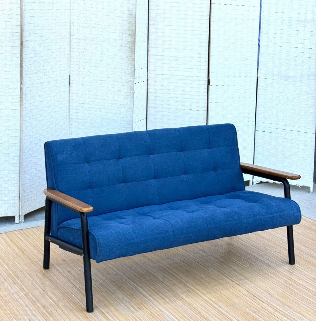 Modern Sofa (Category: Sofas) located in Manila. Submitted by elliefurnies31 (Listing ID 1469342317, Image 1). Description: JAPAN SURPLUS 2-3 SEATER MODERN BLUE FABRIC SOFA IN GOOD CONDITION SIZE: 15H x 52L x 25W inches.