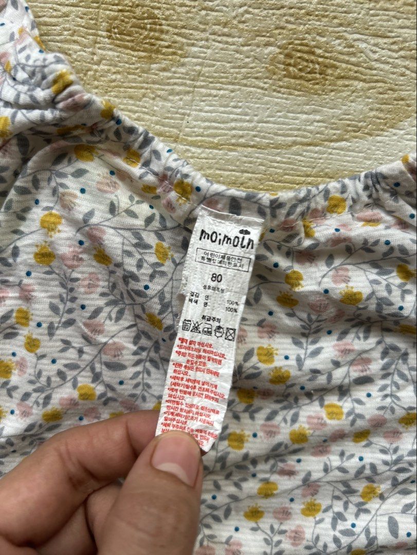 Moimoln romper 12m (Category: Babies & Kids Fashion) located in Cebu City. Submitted by yjainani (Listing ID 1469236861, Image 3). Description: .