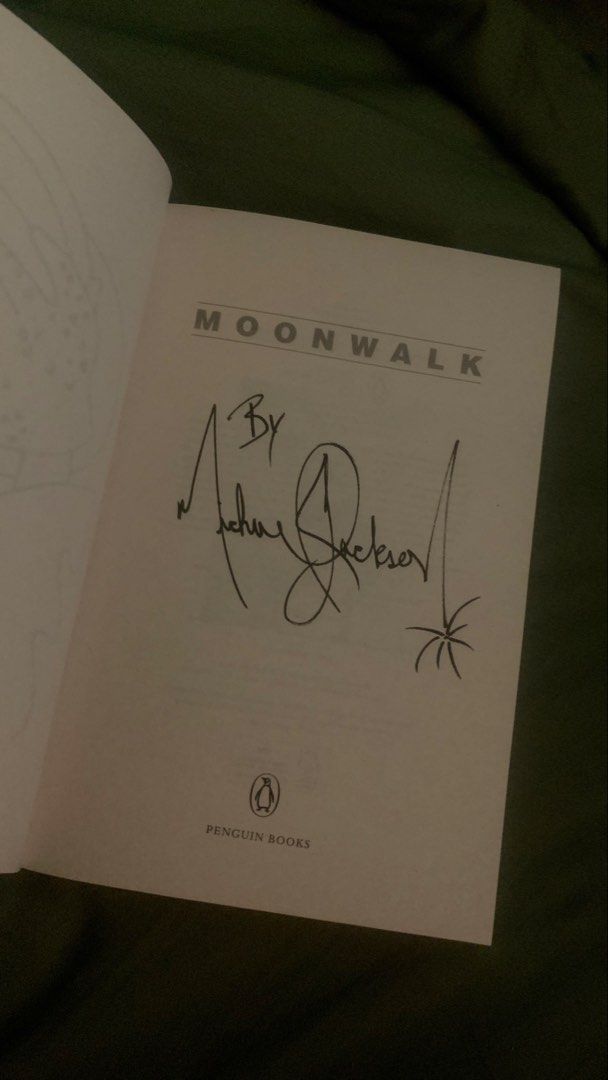 Moonwalk — Michael Jackson (Category: Storybooks) located in Cagayan de Oro. Submitted by yanisbooks (Listing ID 1469162416, Image 3). Description: • shipping line: ship via j&t • shipping fee: to be shouldered by the buyer • mode of payment: gcash please don’t hesitate to message me for more details!.