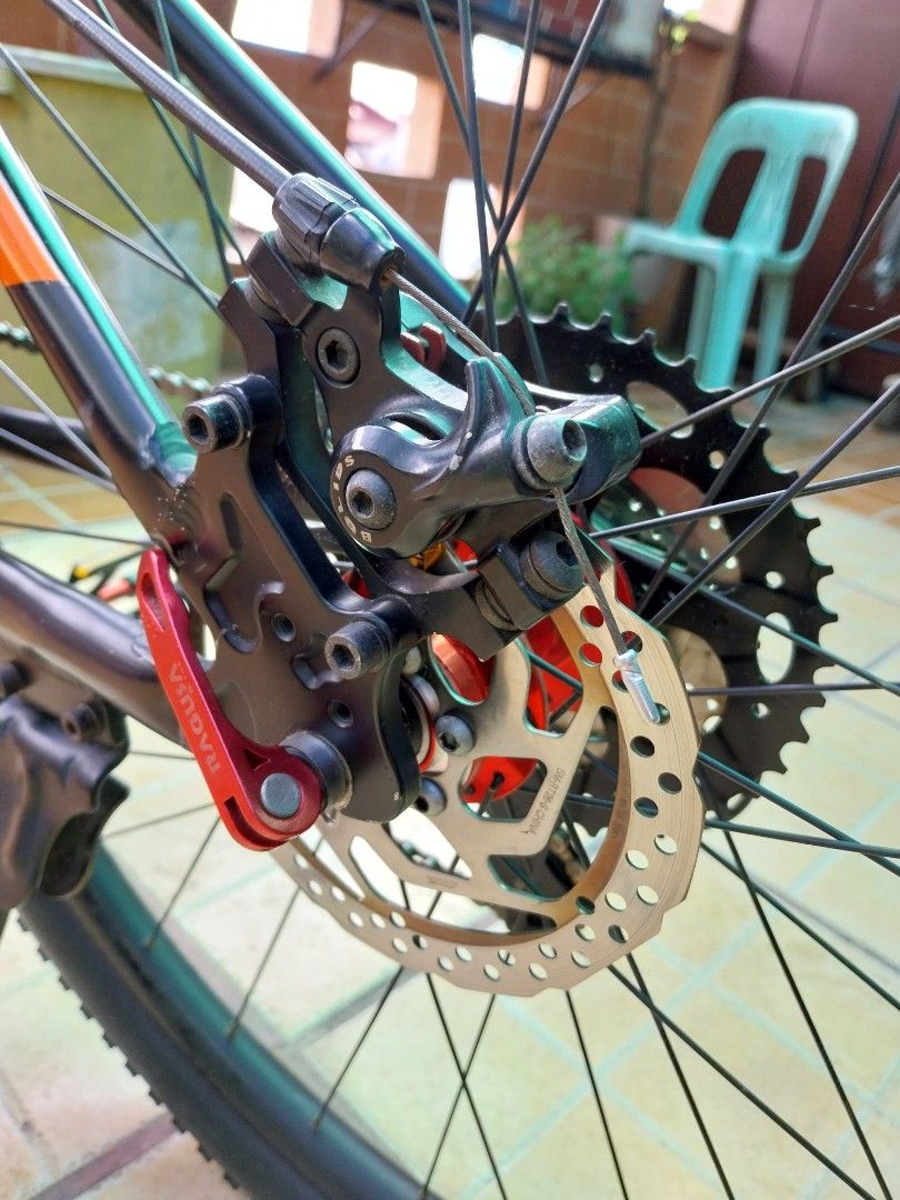 Mountain bike MTB Foxter (Category: Bicycles) located in Manila. Submitted by dennisras02600 (Listing ID 1469164115, Image 3). Description: For sale: P8,000.00 only. Upgraded n. Fork and frame n lng ang foxter stock dyan. Bawas kalat. D nagagamit ng anak ko. Specs: Size: small/Medium Foxter frame and fork Altus 8 speed rear derailer and shifter 8 speed cassete cogs 11-38T Single Chain ring 34 teeth Shimano Deore crank Shimano hollow tech bottom b