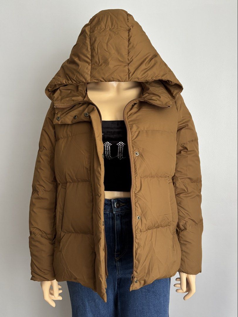 Muji puffer jacket (Category: Coats, Jackets and Outerwear) located in Quezon City. Submitted by swift_kenjie (Listing ID 1469258222, Image 3). Description: Medium Supet bet😍 magaan lang .