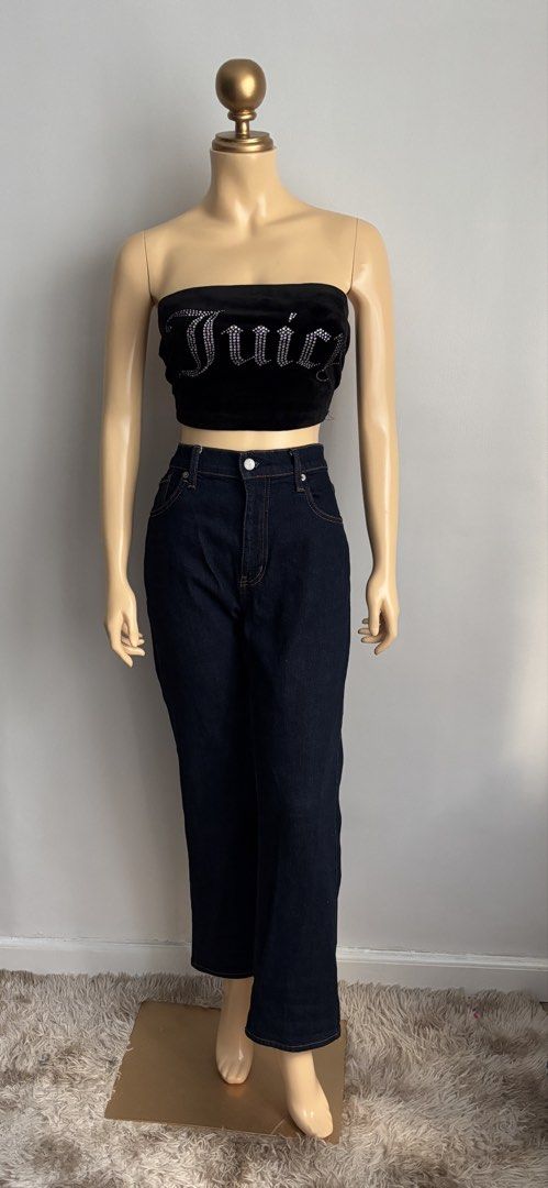 Muji wide straight jeans (Category: Jeans) located in Quezon City. Submitted by swift_kenjie (Listing ID 1469256512, Image 1). Description: 31-32 L-40.