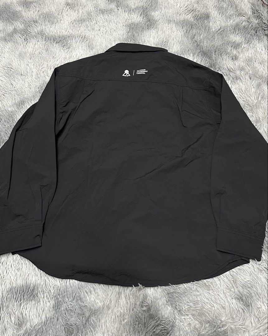 Multiple pocket outdoor polo longsleeve (Category: Coats, Jackets and Outerwear) located in Manila. Submitted by paulovenegaskalakal2020 (Listing ID 1469178659, Image 2). Description: For sale! Kalakal Outdoor polo multiple pocket longsleeve Under g*rden tag Large- 24.5 width x 30 length inches Sleeves- 24 inches Good as new Crispy MINE 2,780 +sf.