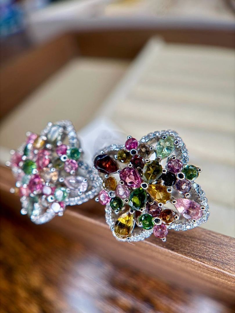Natural Multicolor Tourmaline Statement Rings (Category: Rings) located in Baguio. Submitted by asna_taku (Listing ID 1469270538, Image 2). Description: 💎 Natural Multicolor Tourmaline Statement Rings | Bnew Silver A whole rainbow of natural gemstones in one gorgeous statement piece! 🌈✨ Featuring an eye-catching arrangement of colorful tourmalines in shades of pink, green, yellow, champagne, and deep red, these rings are made for ladies who app