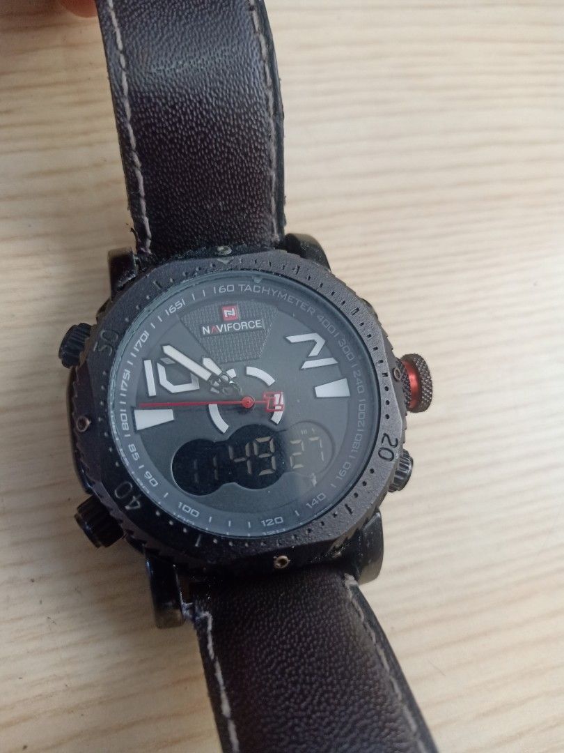 Navifoorce (Category: Men's Watches) located in Las Pinas. Submitted by the_recycle_shop (Listing ID 1469189401, Image 2). Description: Original good working condition Fully functional with battery.