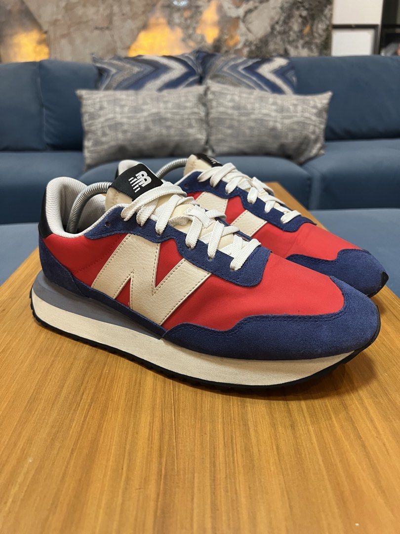 NB 237 Velocity Red Atlantic (Category: Sneakers) located in Pasig City. Submitted by ohshitarat (Listing ID 1469189773, Image 1). Description: For sale: NB 237 Velocity Red Atlantic Complete w box (box is a bit beat up) Excellent condition Minor wear on soles Size 10 ₱1200 Pasig City location.