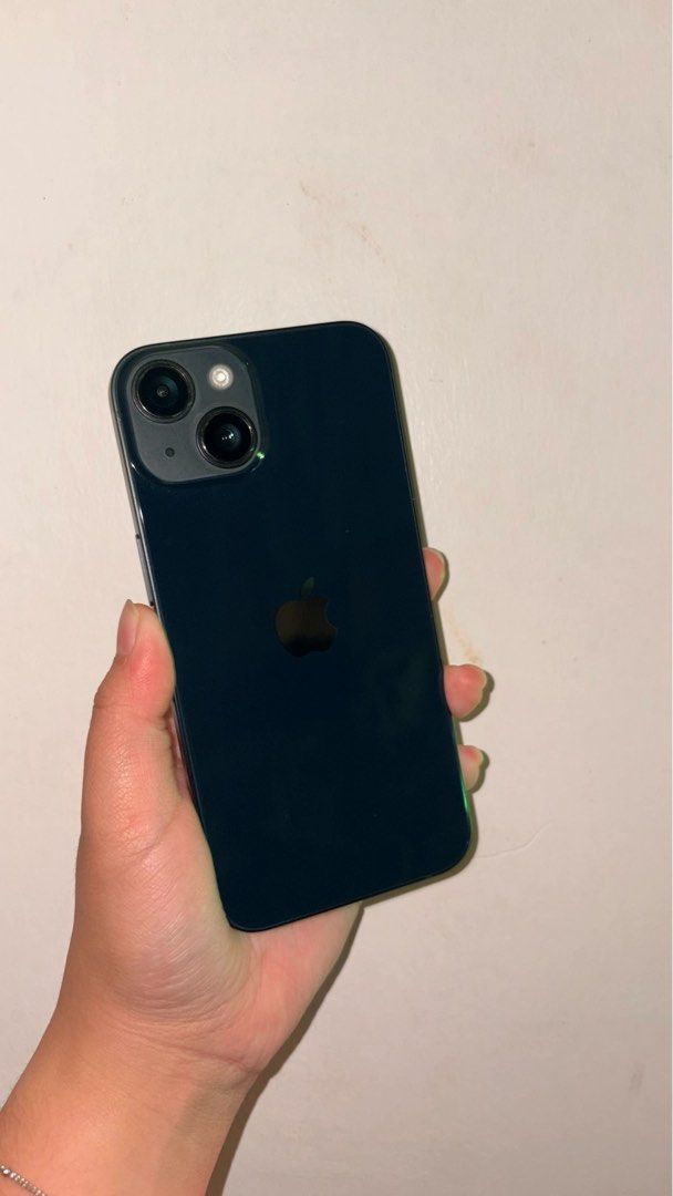 (NEGOTIABLE) iPhone 14 128gb (Category: iPhone 14 Series) located in Davao. Submitted by jajawayar (Listing ID 1469305033, Image 1). Description: FOR SALE: iPhone 14 128GB 📱 💰 Price: ₱23,500 (slightly negotiable) ✨ Excellent condition 🔋 100% battery health 📱 128GB storage 📶 Open-line — works with any SIM 🔌 Inclusions: Phone, charging cable, 2 free cases, and box (not the original box) ✅ No Parts and Service History shown in Settings 📦 RFS: