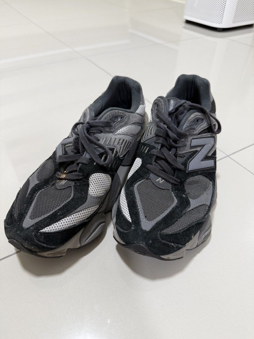 New Balance 9060 Mens (Category: Sneakers) located in Muntinlupa City. Submitted by themarketday (Listing ID 1469256801, Image 1). Description: New Balance 9060 Mens Sneakers Black and Grey in color US 9.5Men.