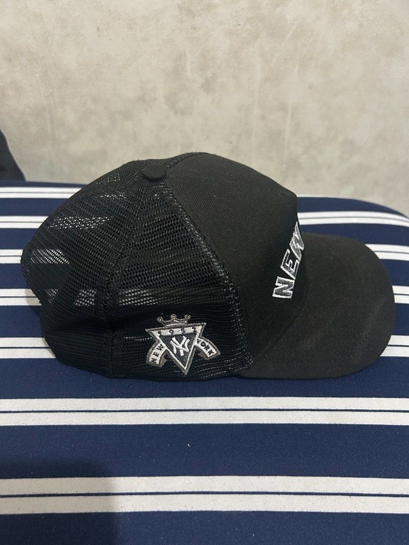 New Era Trucker Cap (Category: Caps & Hats) located in Manila. Submitted by celine_liyah (Listing ID 1469334230, Image 2). Description: .