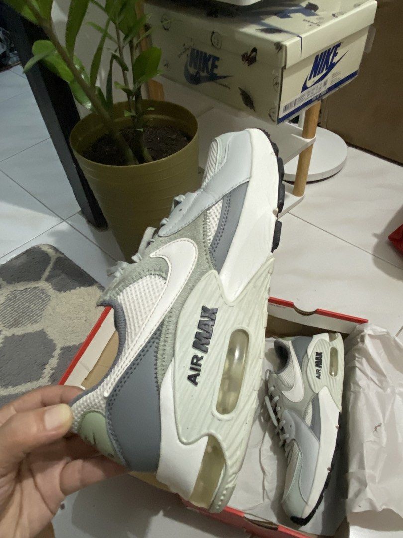 Nike Air Max Excee Summit White Grey Size 8.5 (Category: Sneakers) located in Taguig. Submitted by maaarrrrrcky (Listing ID 1469268302, Image 3). Description: - Model: Nike Air Max Excee (Summit White / Grey) -Used 3 Times - Materials: Mixed mesh, leather, and suede overlays with visible Air unit - Size: US 8.5 / UK 7.5 / EUR 42 / CM 26.5 - Condition: Clean upper, pristine soles, ready to wear - Packaging: Includes original red Nike box .