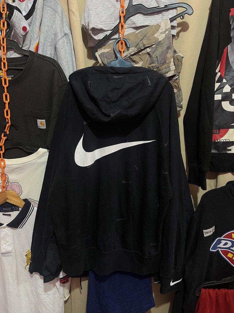 NIKE AOP (Category: Coats, Jackets and Outerwear) located in Ipil. Submitted by cris_1999_fire (Listing ID 1469168441, Image 1). Description: Nike AOP Width:23 Length:28 Excellent condition.